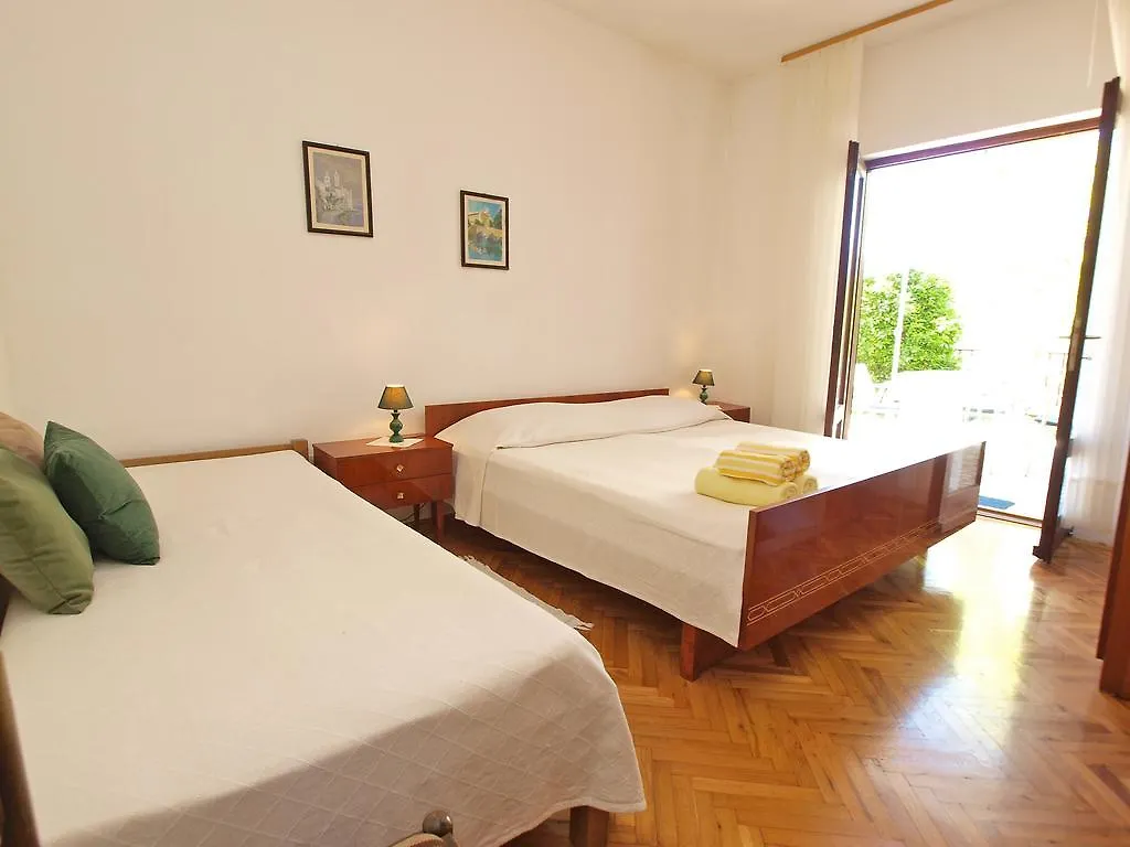 Apartments Jolanda 911 Rabac